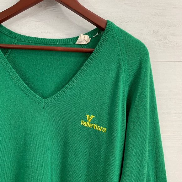 VTG Kelly Green Valle Vista V Neck Sweater - Picture 2 of 5